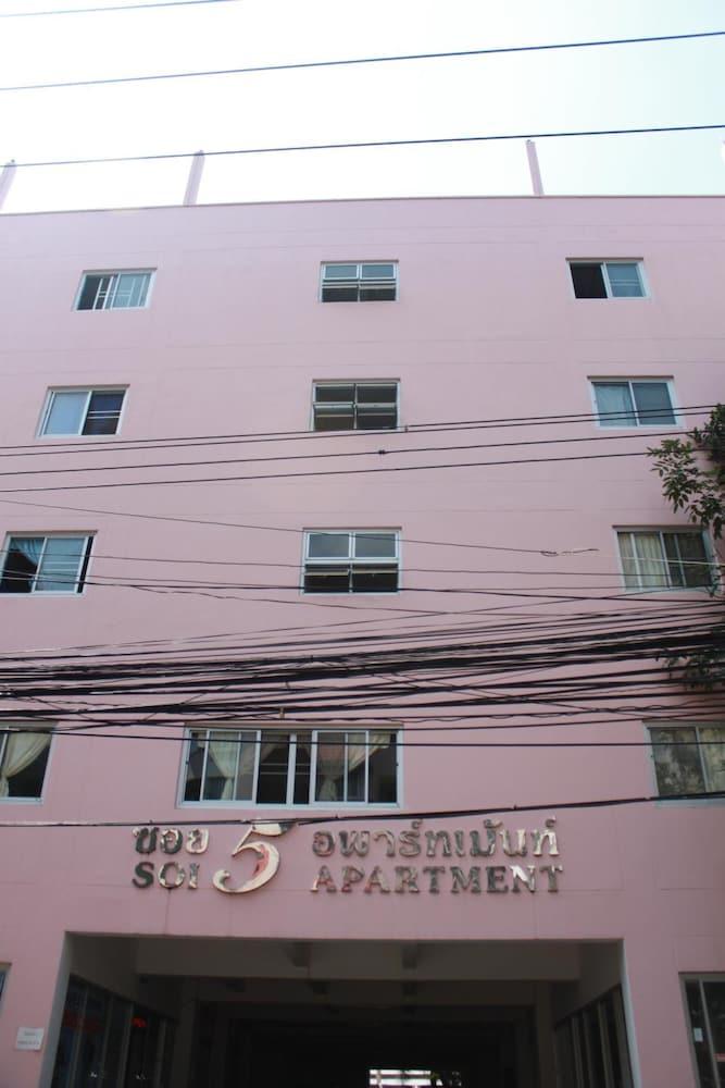 Soi 5 Apartment Pattaya Esterno foto